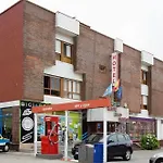 Otel Puente De Santos *