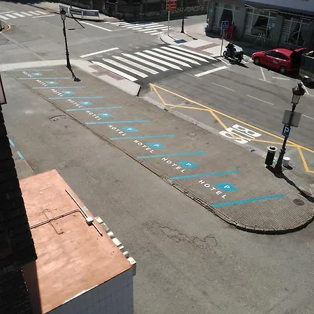 ホテル Puente De Santos タピア・デ・カサリエゴ